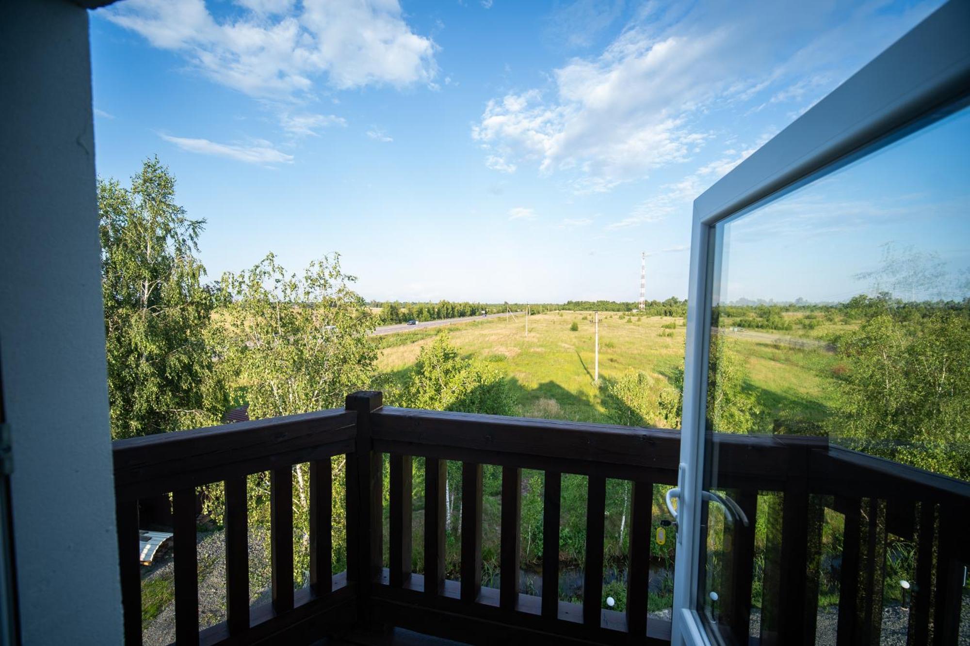 Royal Wood Hotel Rokytne  Zewnętrze zdjęcie