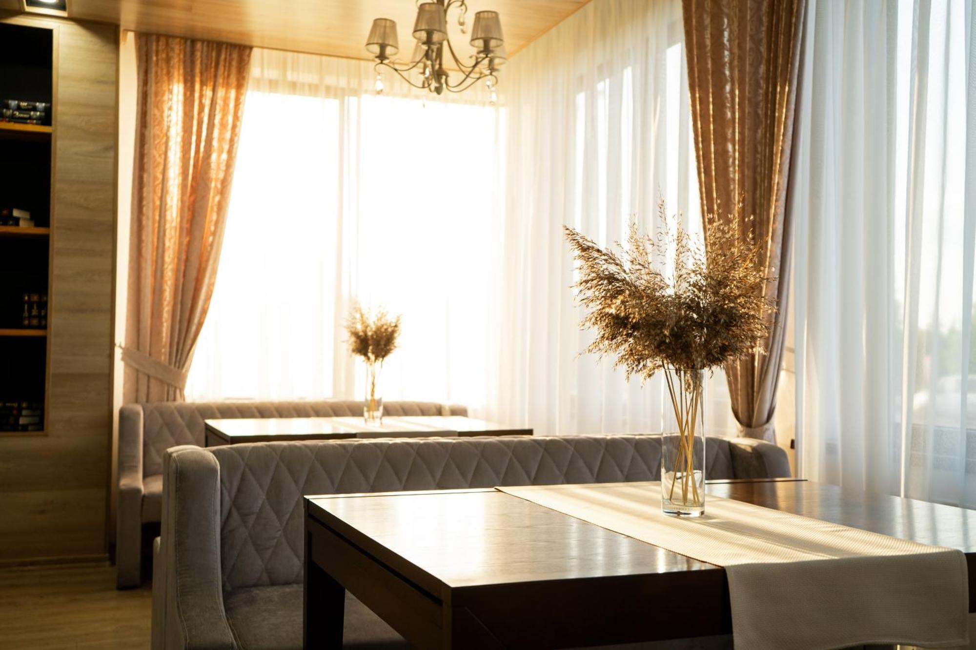 Royal Wood Hotel Rokytne  Zewnętrze zdjęcie