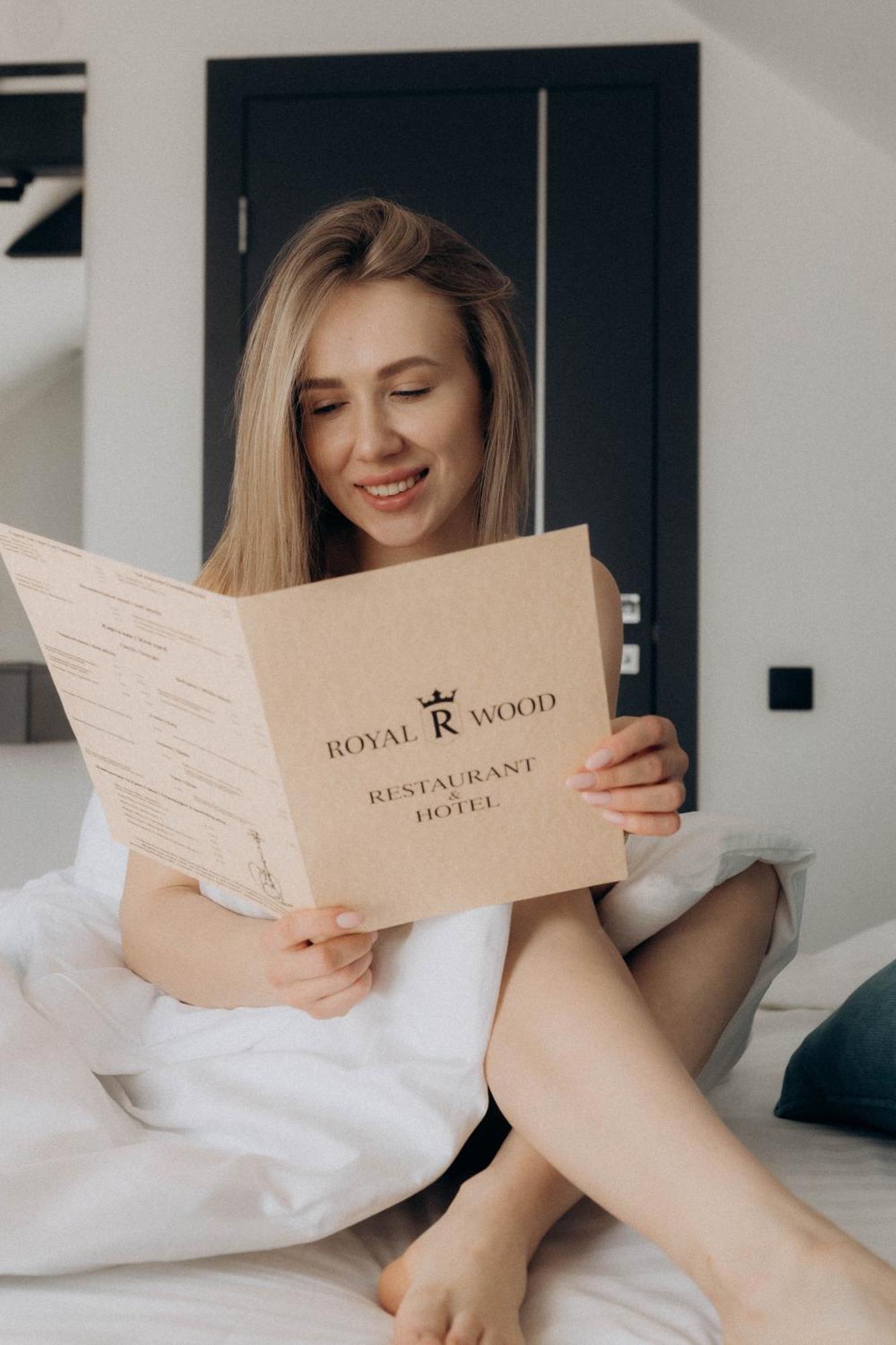Royal Wood Hotel Rokytne  Zewnętrze zdjęcie
